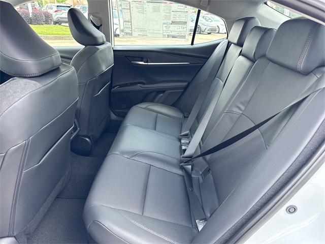 2025 Toyota Camry XLE photo 13