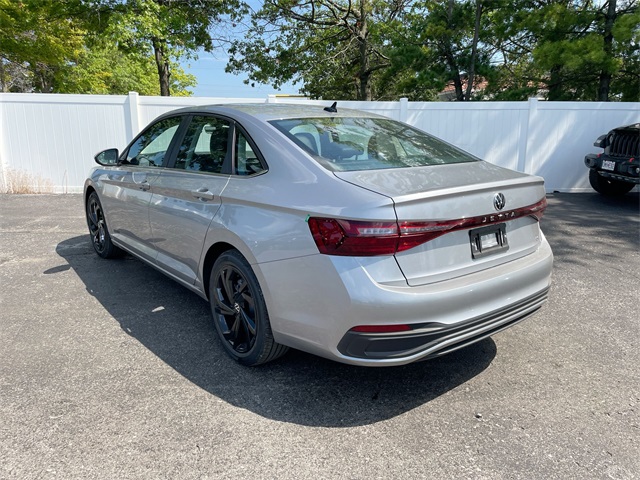 2025 Volkswagen Jetta 1.5T SE photo 23