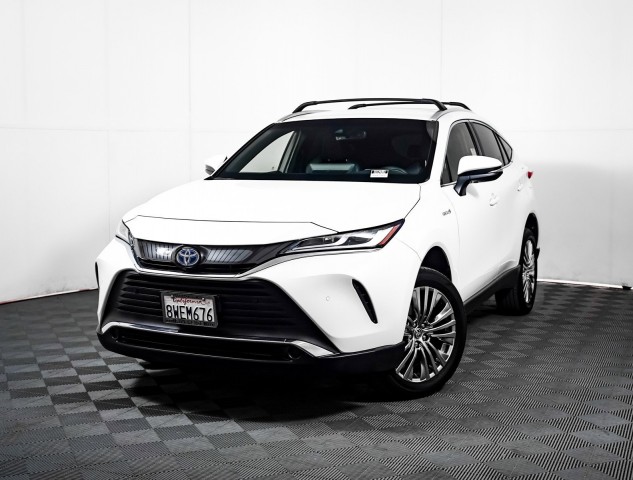 Pre-Owned 2021 Toyota Venza XLE SUV in Ontario #10134UA3 | Porsche Ontario