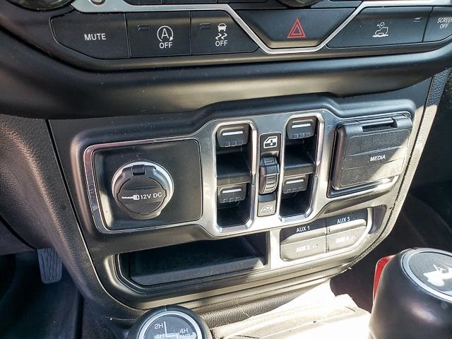 2021 Jeep Wrangler Unlimited Sahara photo 14