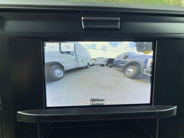 2025 Ford F-550 photo 13