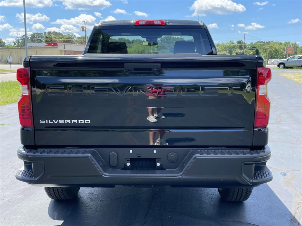 2025 Chevrolet Silverado 1500 photo 4