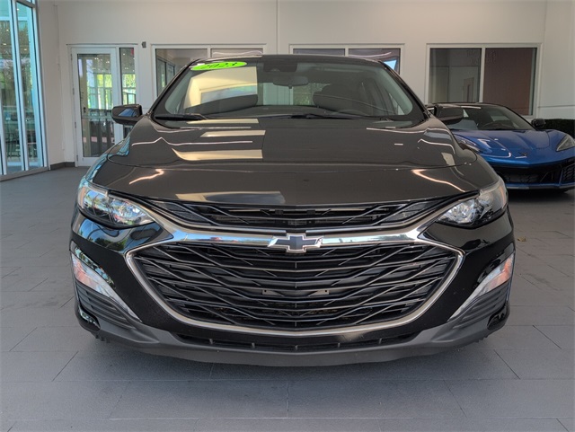 2023 Chevrolet Malibu 1LT photo 3