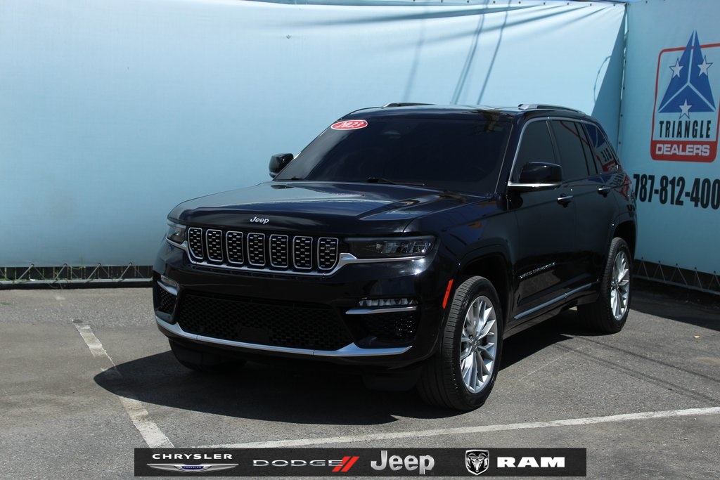 2023 Jeep Grand Cherokee Summit's photo