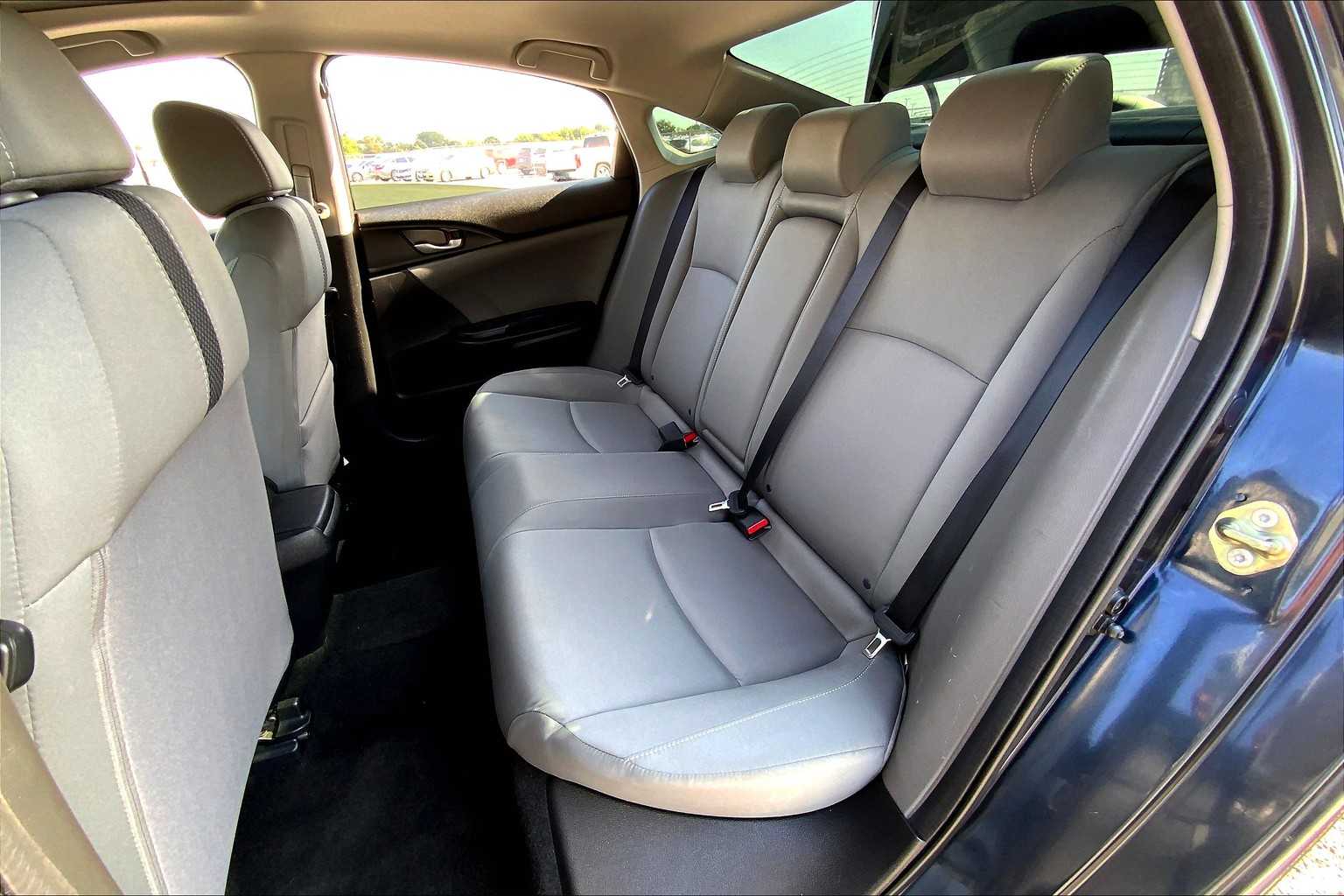 2020 Honda Civic EX photo 19