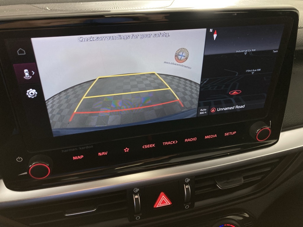 2022 Kia Forte GT-Line photo 4