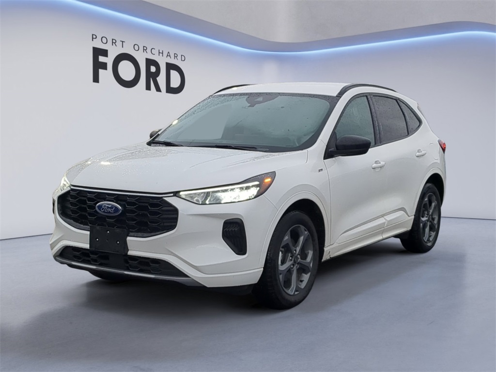 2023 Ford Escape ST-Line's photo