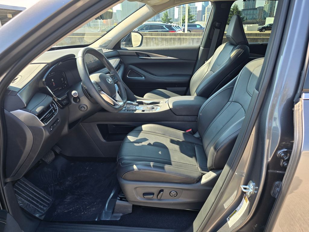2024 Infiniti QX60 Luxe photo 18