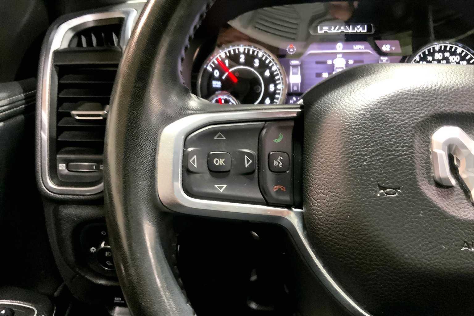 2022 Ram 1500 Laramie photo 17