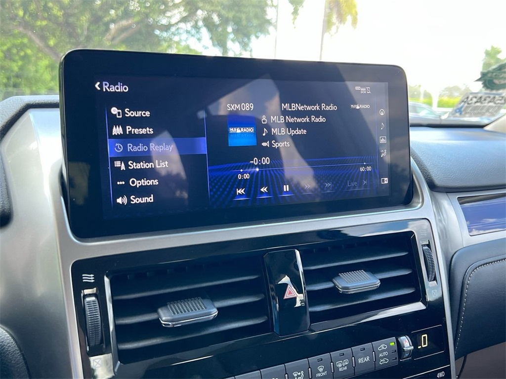 2022 Lexus GX 460 Luxury photo 13