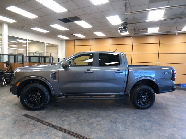 2025 Ford Ranger Lariat photo 4