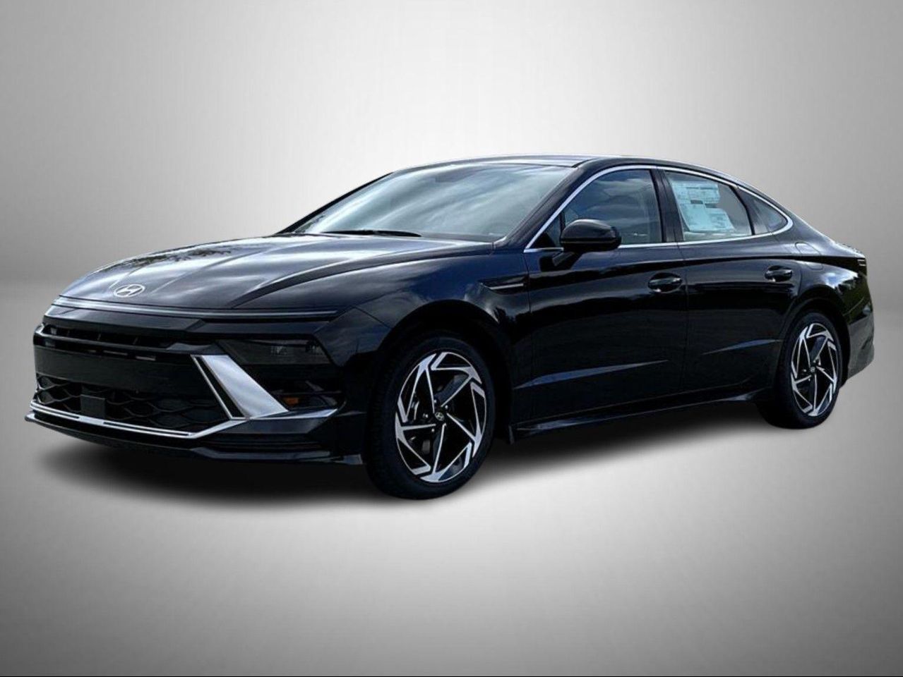 2026 Hyundai Sonata SEL's photo