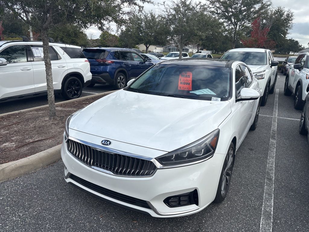 2019 Kia Cadenza Technology's photo