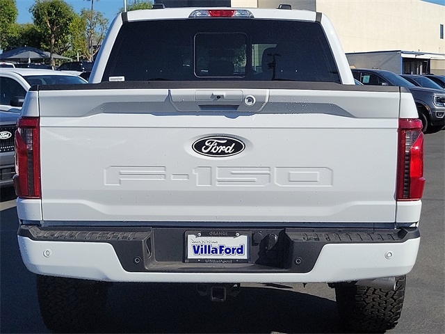 2025 Ford F-150 XLT photo 4