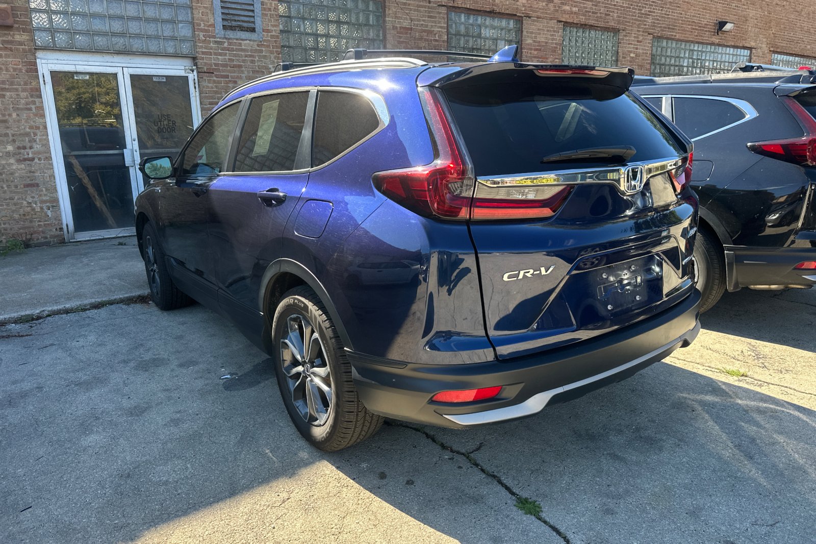 2021 Honda CR-V Hybrid EX photo 3