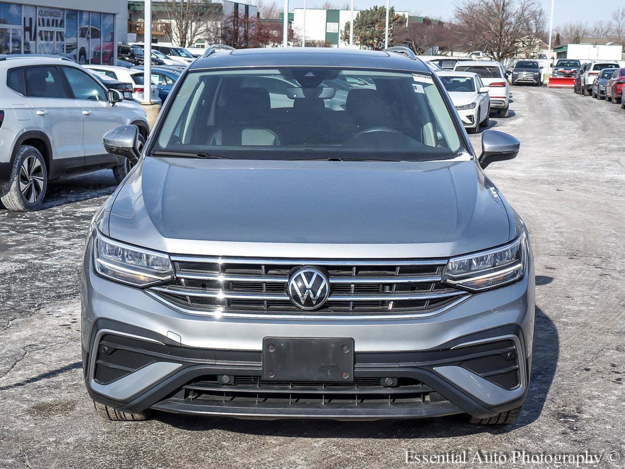 2024 VOLKSWAGEN TIGUAN - Image 1
