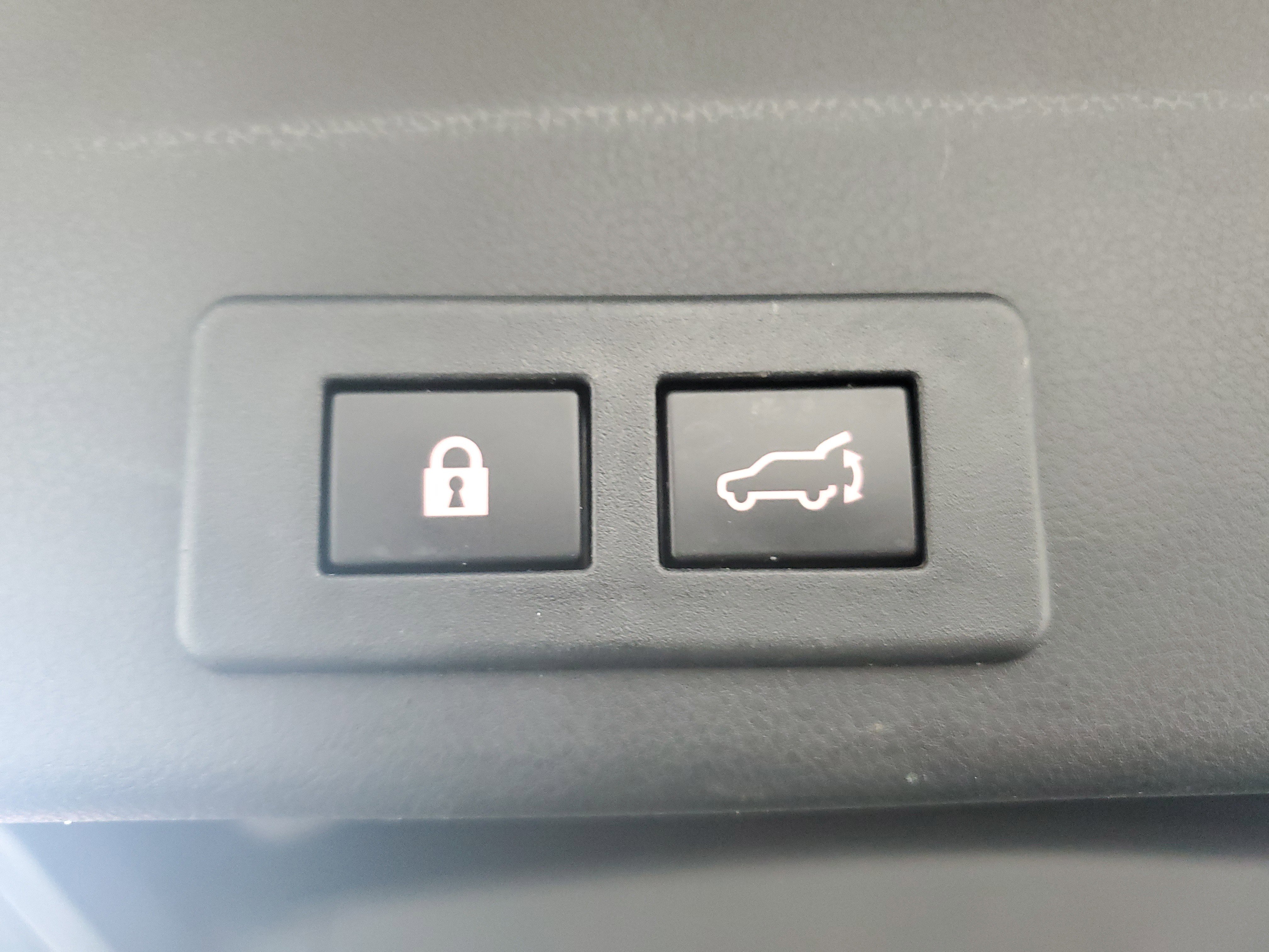 Used 2023 Cosmic Blue Pearl Subaru Limited image 35