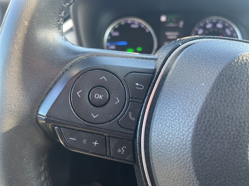 2020 Toyota RAV4 Hybrid XLE photo 20