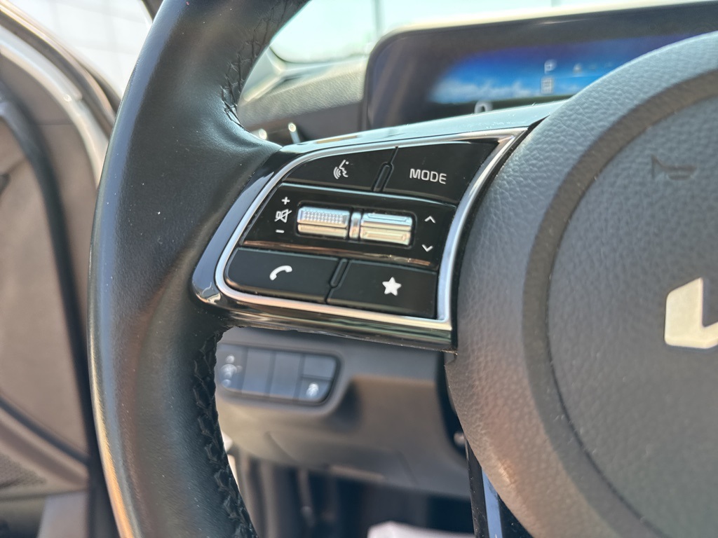 2024 Kia Seltos X-Line photo 18