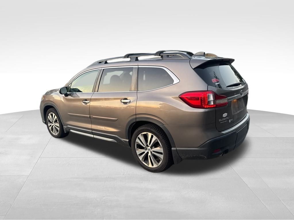 2021 Subaru Ascent Touring photo 3