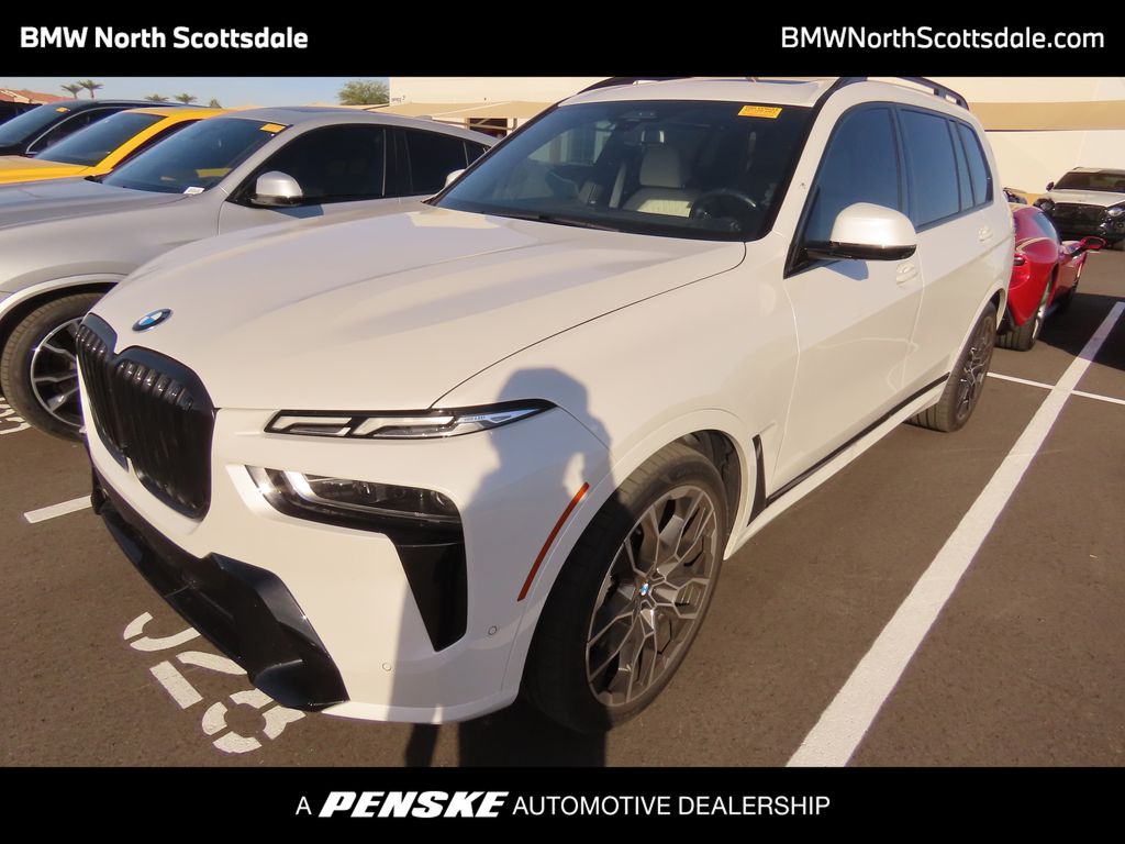 2024 BMW X7 40i's photo