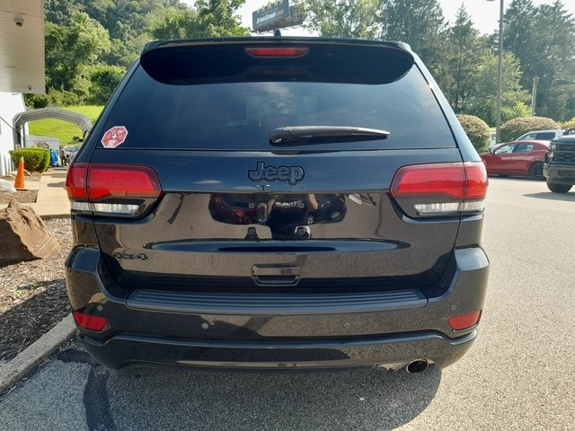 2021 Jeep Grand Cherokee Laredo X photo 5