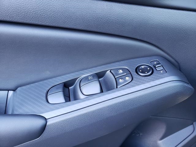 2025 Nissan Altima S photo 20
