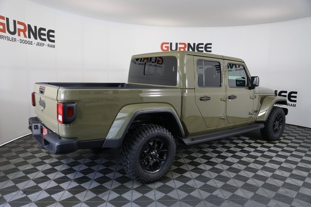 2025 Jeep Gladiator Sport photo 2