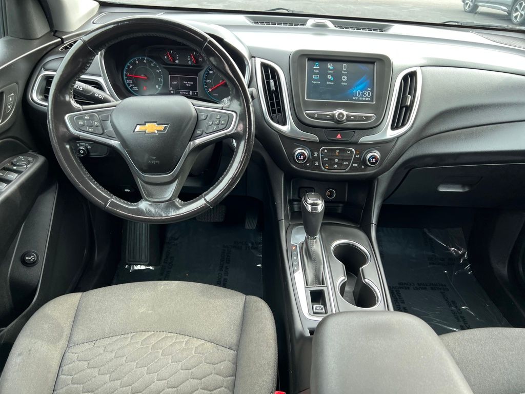 2018 Chevrolet Equinox LT photo 24