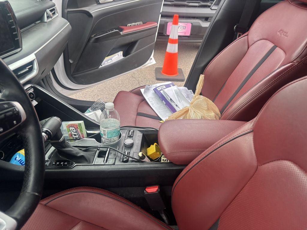 2024 Kia K5 GT-Line photo 3