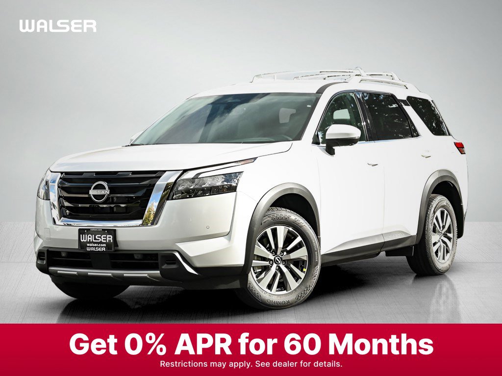 2025 Nissan Pathfinder SL's photo