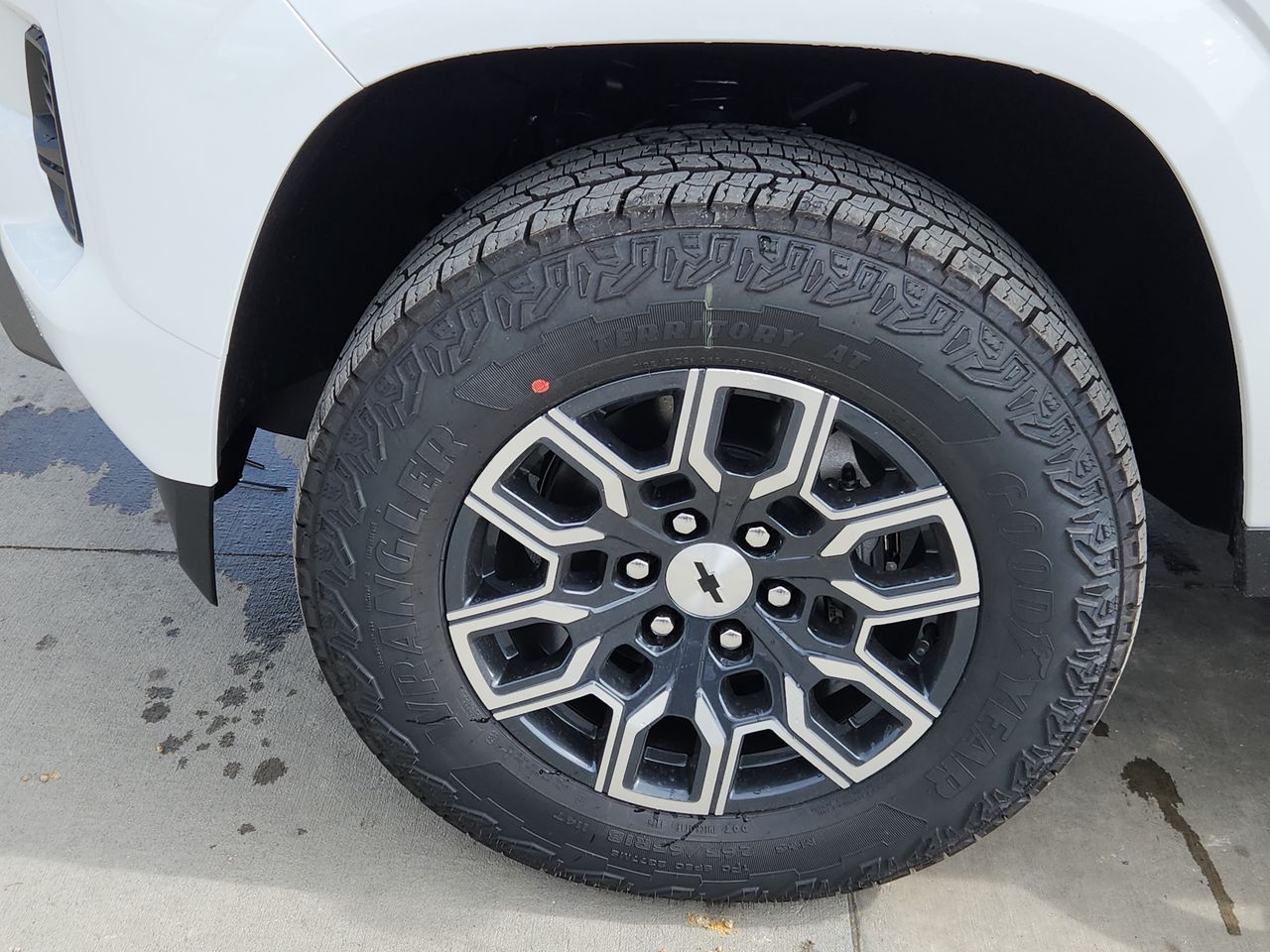 2025 Chevrolet Colorado Z71 photo 29