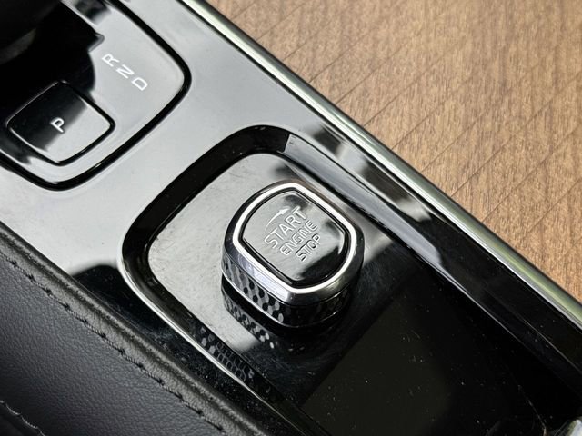 2024 Volvo XC90 Plus photo 15