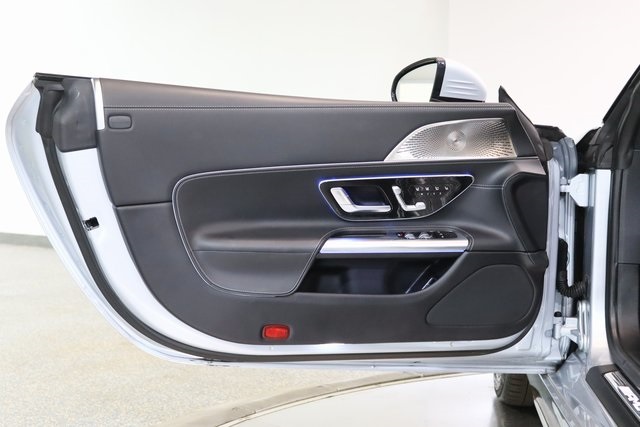 2022 Mercedes Benz SL 55 photo 16