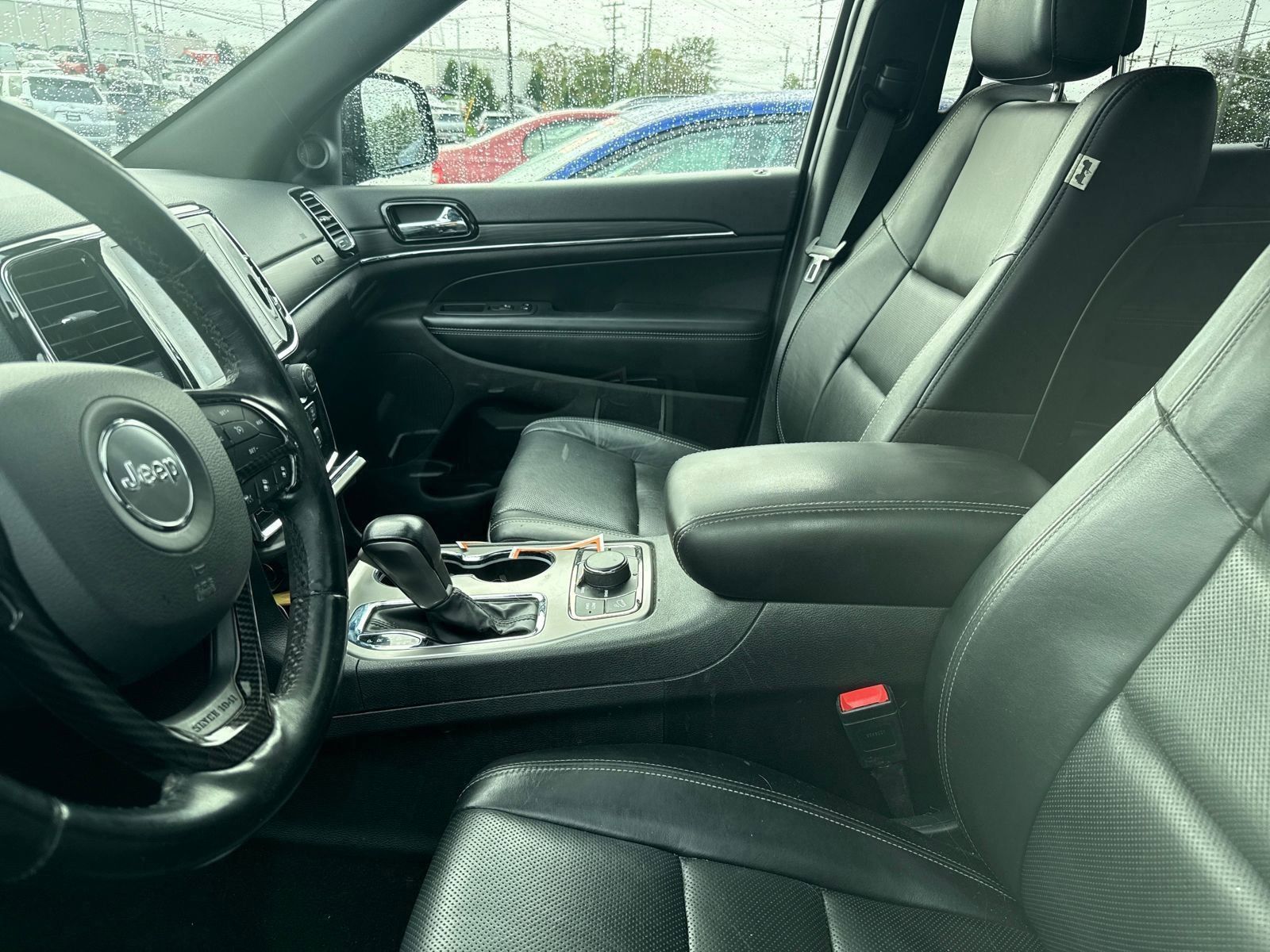 2021 Jeep Grand Cherokee Anniversary Edition photo 8