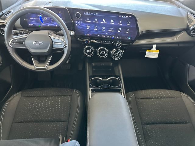 2025 Chevrolet Blazer EV photo 13