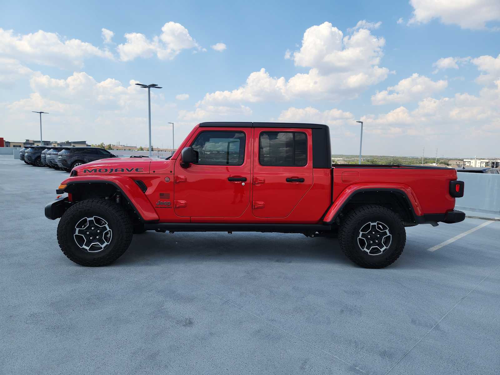 2022 Jeep Gladiator Mojave photo 4