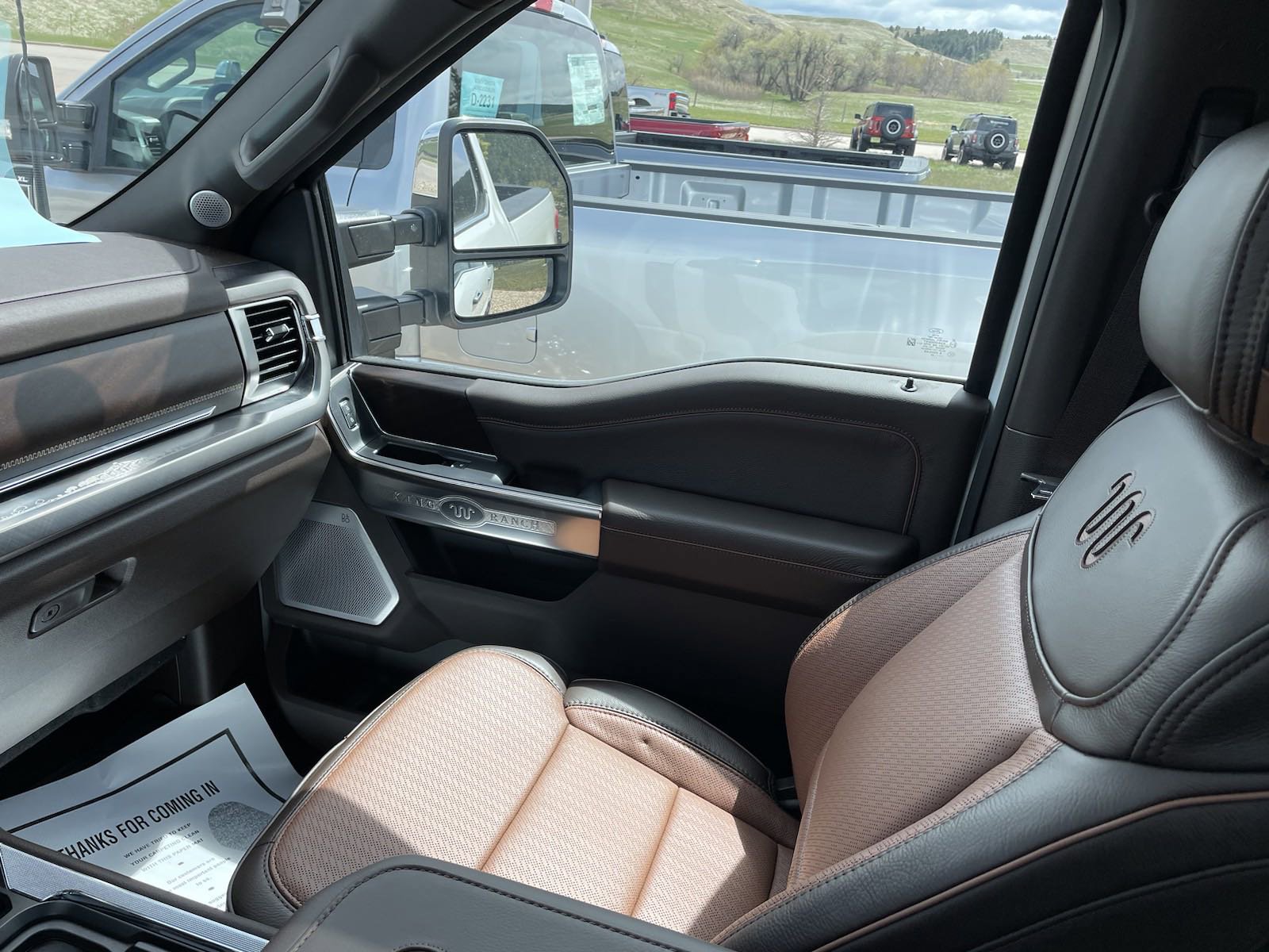 New 2024 Star White Metallic Tri-Coat Ford King Ranch image 32