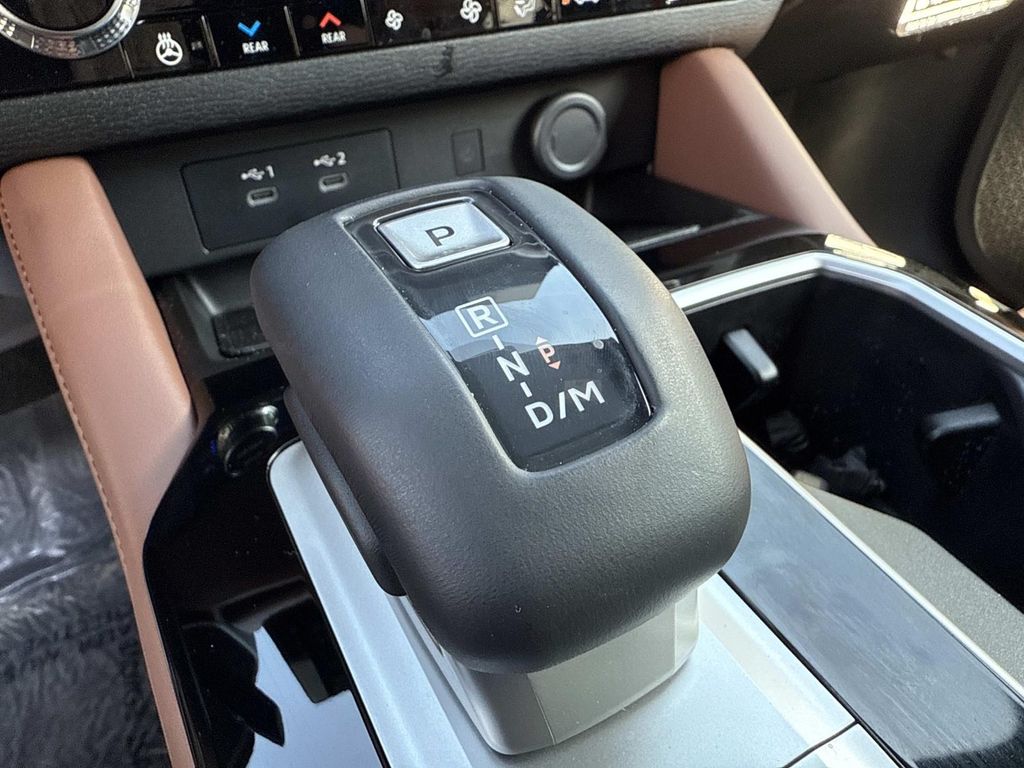 2025 Mitsubishi Outlander SEL photo 26