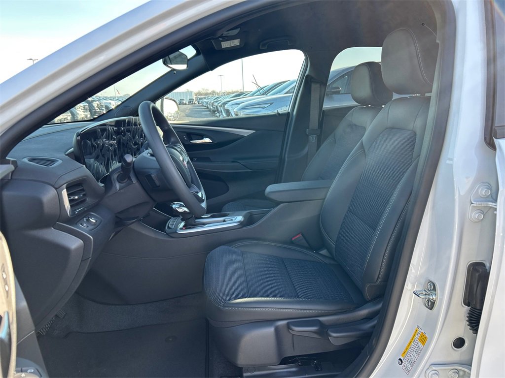 2026 BUICK ENVISTA - Image 15