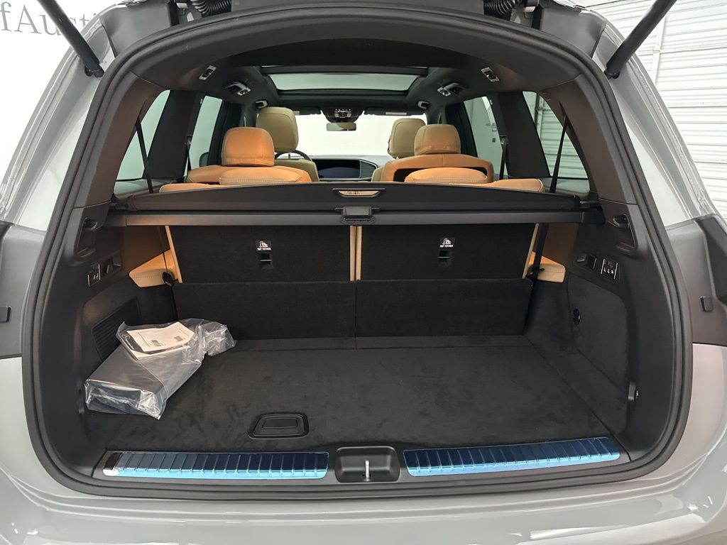 2026 Mercedes Benz GLS 580 4MATIC photo 23