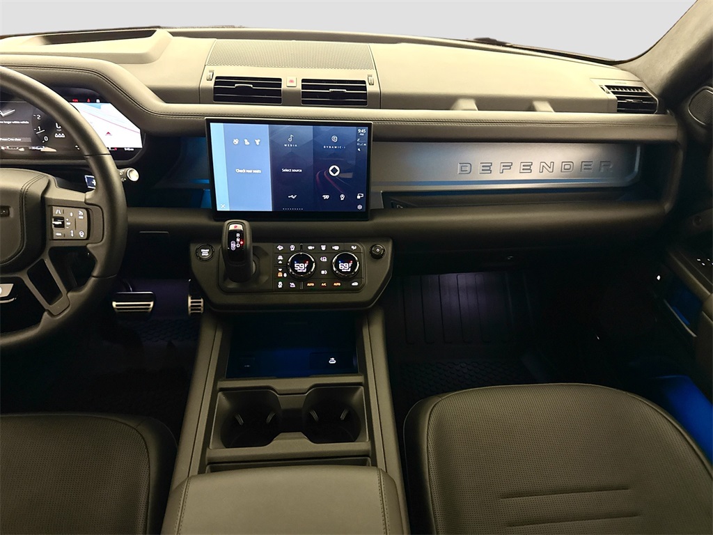 2025 Land Rover Defender 110 V8 photo 21