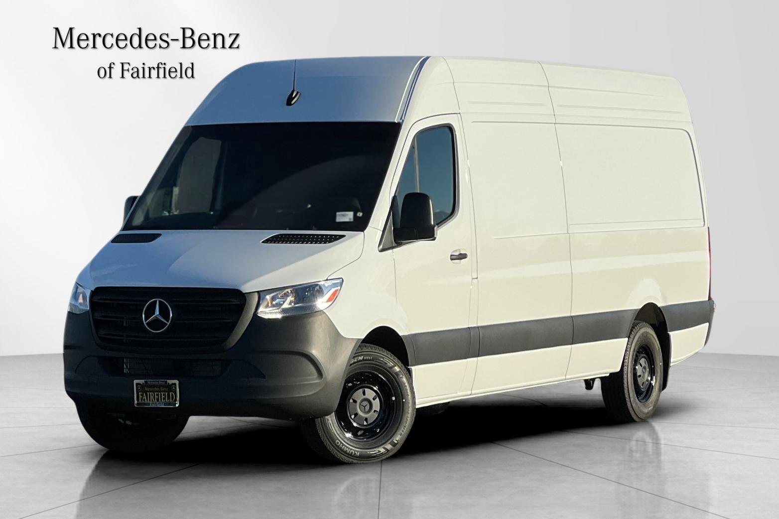 2026 Mercedes-Benz Sprinter Cargo Van Base's photo