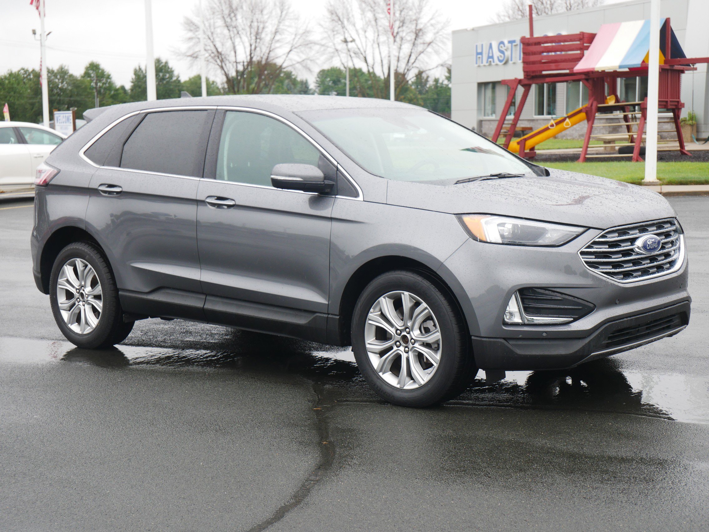 2024 Ford Edge Titanium photo 7