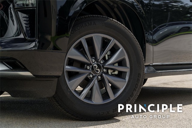 2025 Infiniti QX80 Pure photo 4