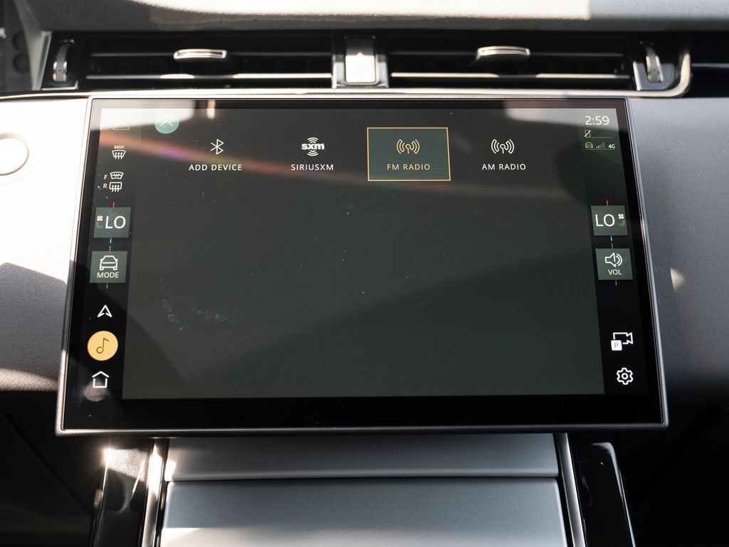 2024 Land Rover Range Rover Evoque S photo 27