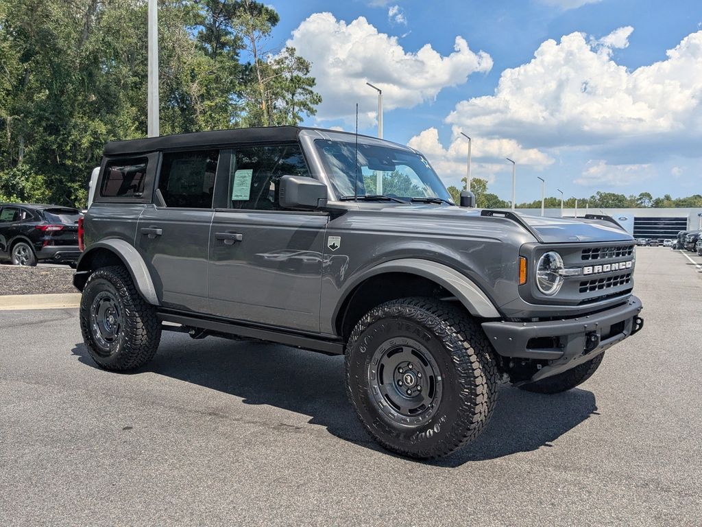2025 Ford Bronco Big Bend photo 2