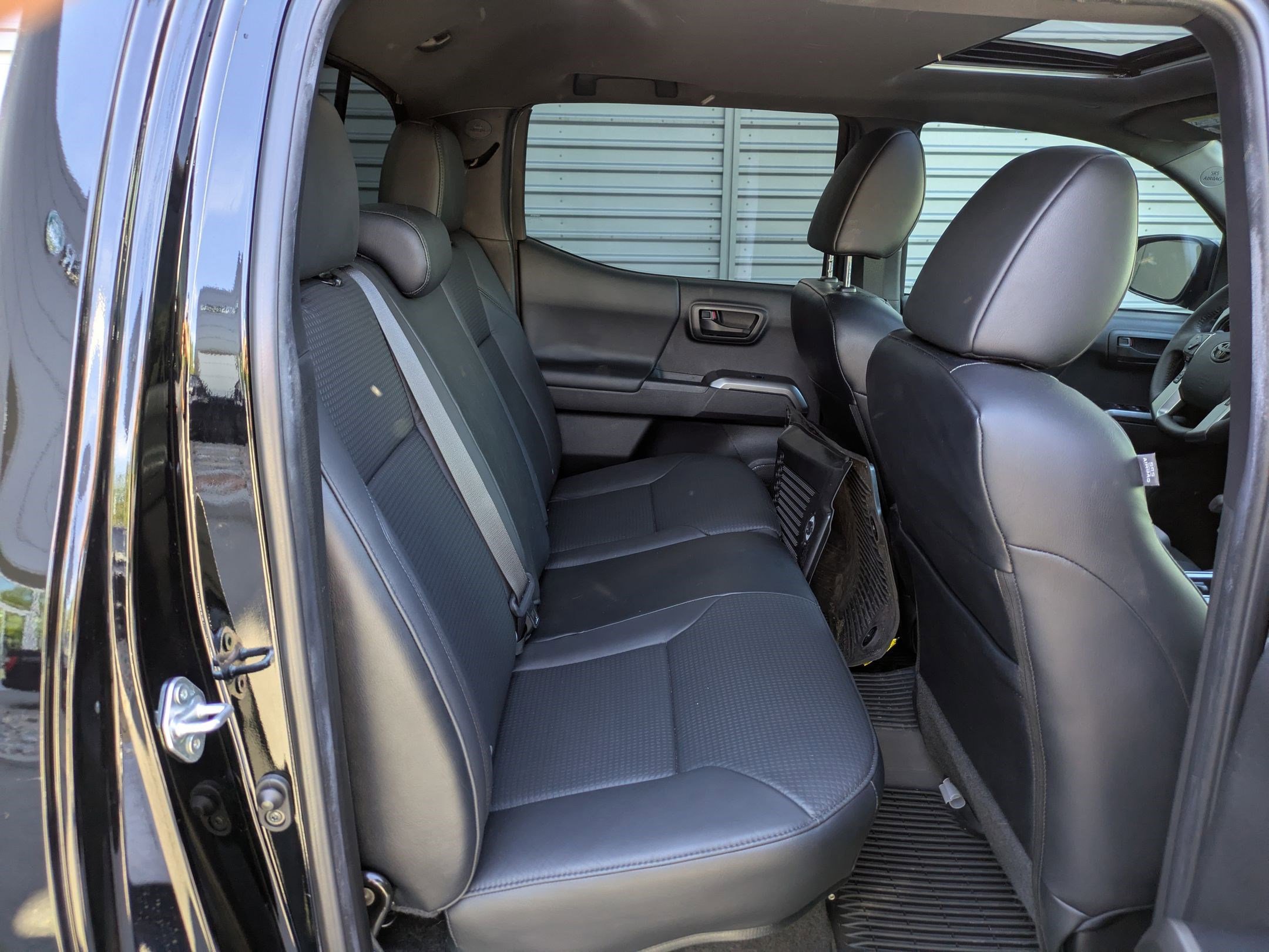 2023 Toyota Tacoma Limited photo 30
