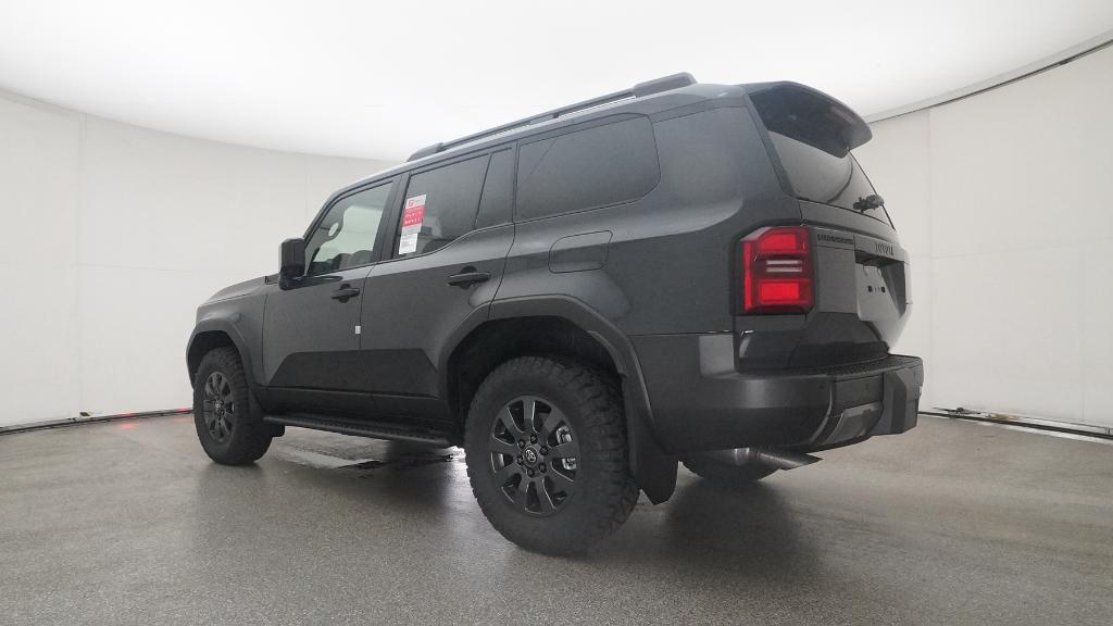 2025 Toyota Land Cruiser photo 14