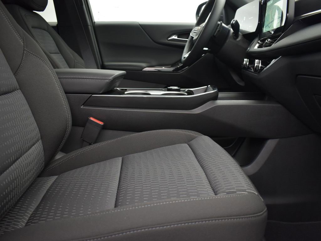 2026 Chevrolet Equinox LT photo 22